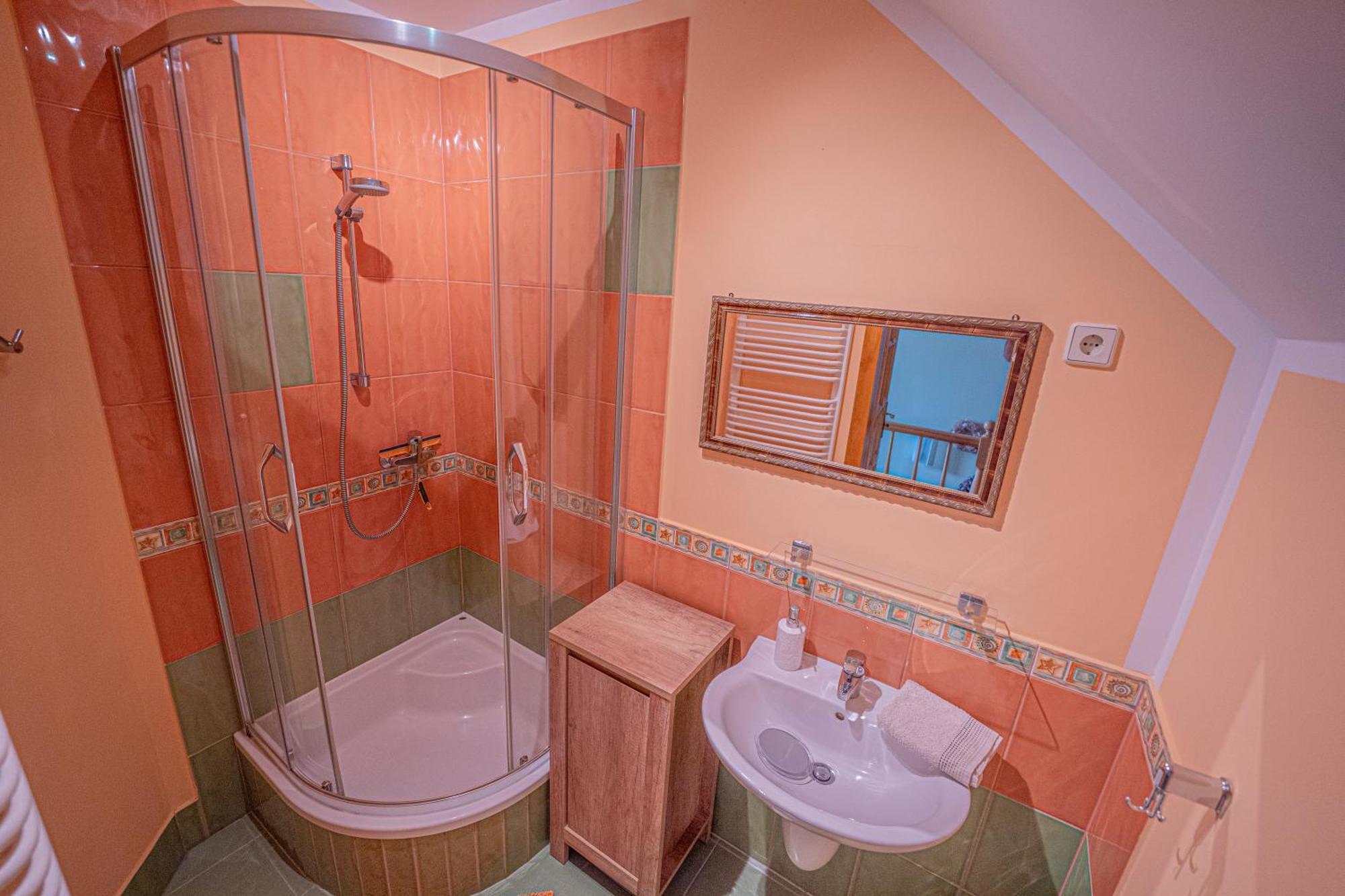 Dom Ogrodnika Apartment Jezow Sudecki Luaran gambar